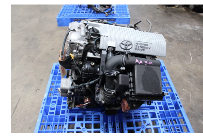 Toyota Prius Hybrid 1.8L Engine Motor